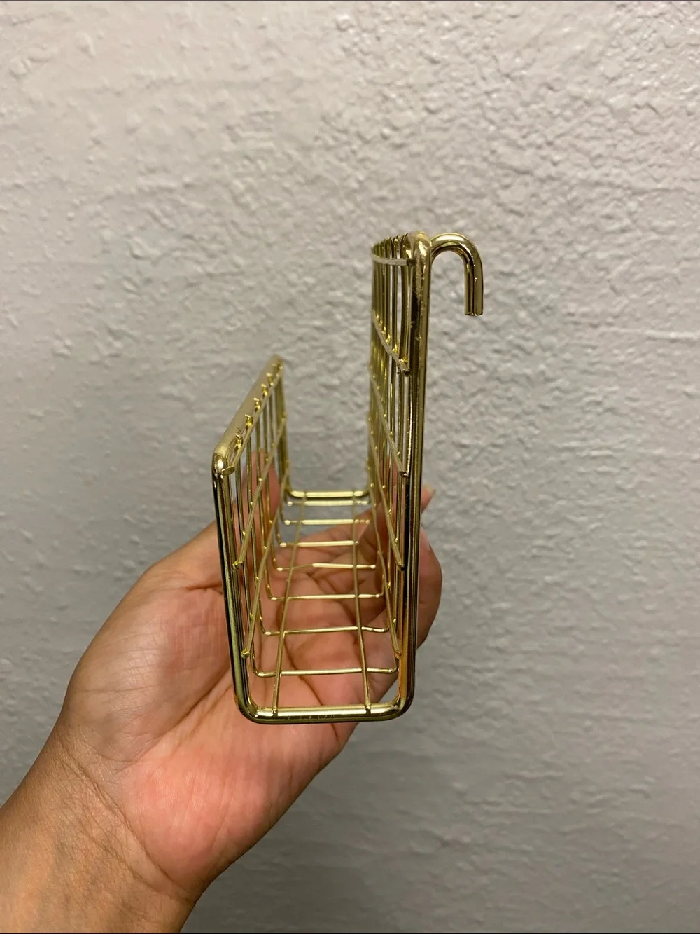 Gold Metal Grid Wall Organizer - Modern Home Wall Decor for letters
